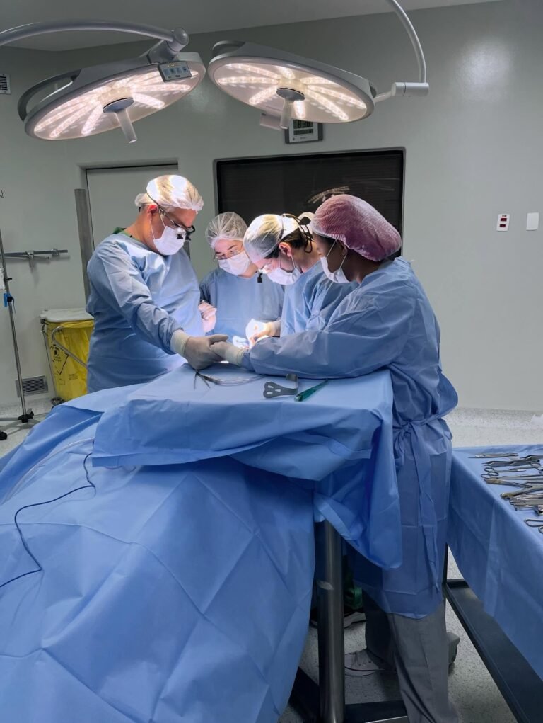 Instagram post from dr.pedro.berenguer. This post is in position 4.