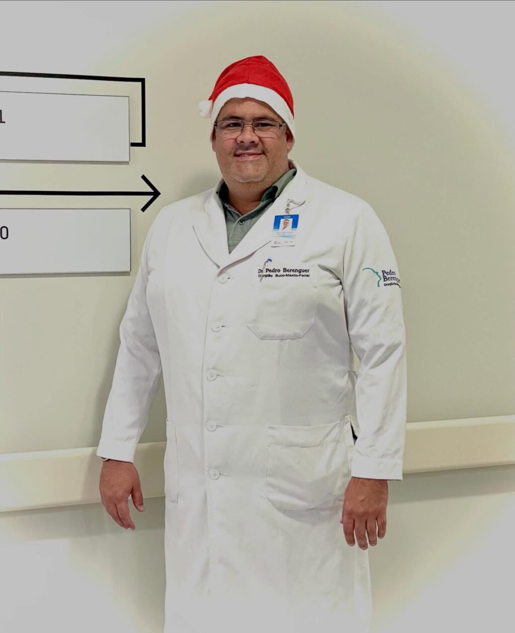 Instagram post from dr.pedro.berenguer. This post is in position 2.